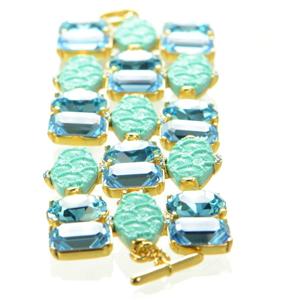 Vintage Oscar De La Renta Carved Resin Bracelet - Picture 3 of 7